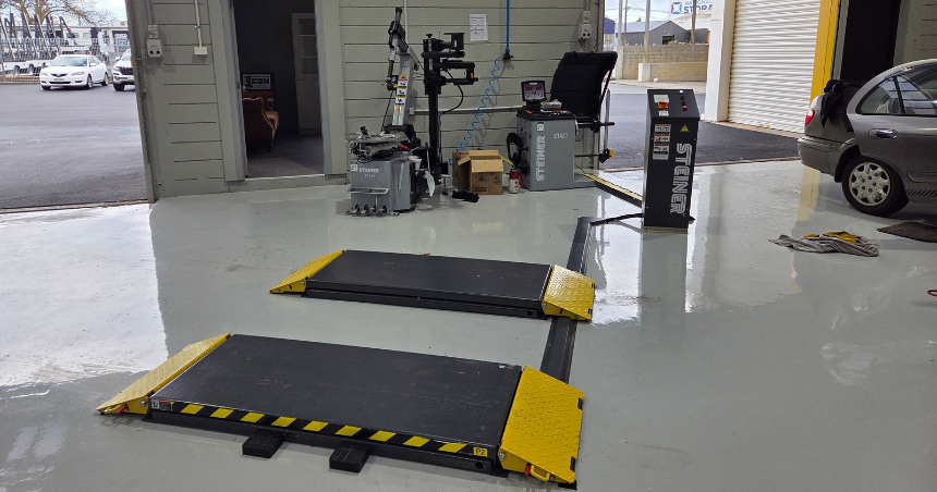 AA Takanini LT300S Full-Rise Scissor Lift, ST260 Tyre Changer, ST420 Wheel Balancer